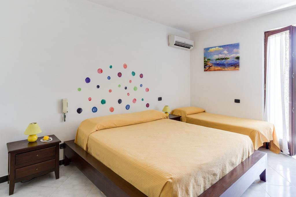 B&B Villa Delle Rose Pompei Room photo